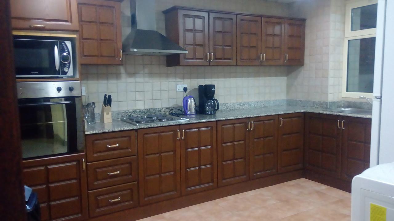 Zubara Plaza II Apartment Manama Ngoại thất bức ảnh