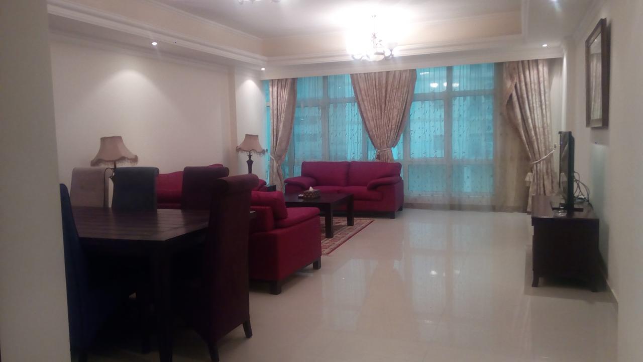 Zubara Plaza II Apartment Manama Ngoại thất bức ảnh