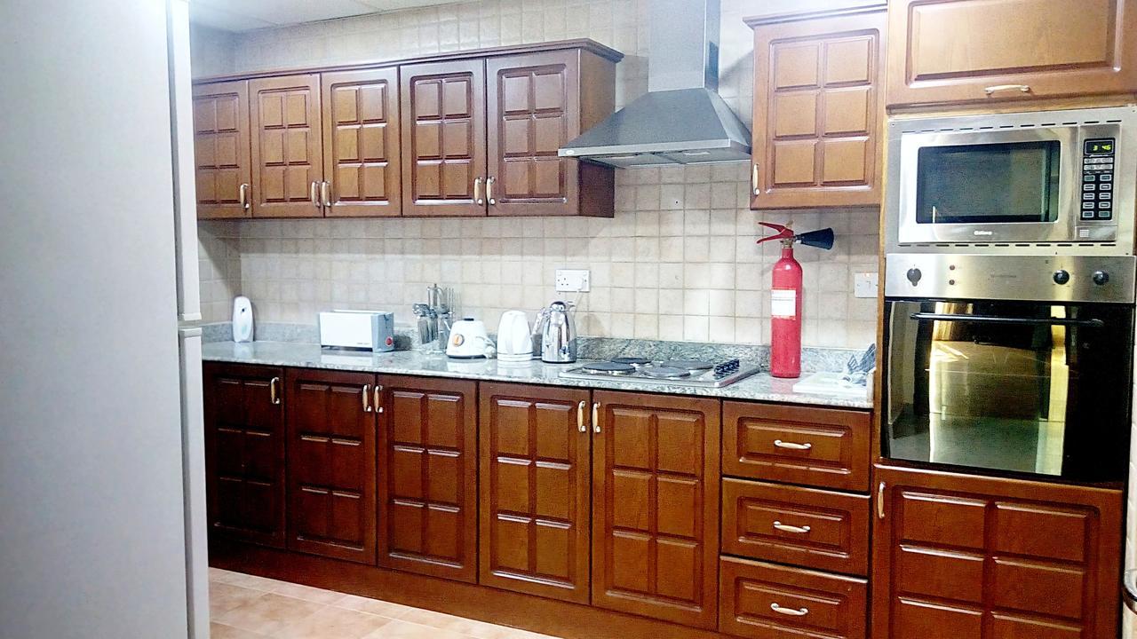 Zubara Plaza II Apartment Manama Ngoại thất bức ảnh