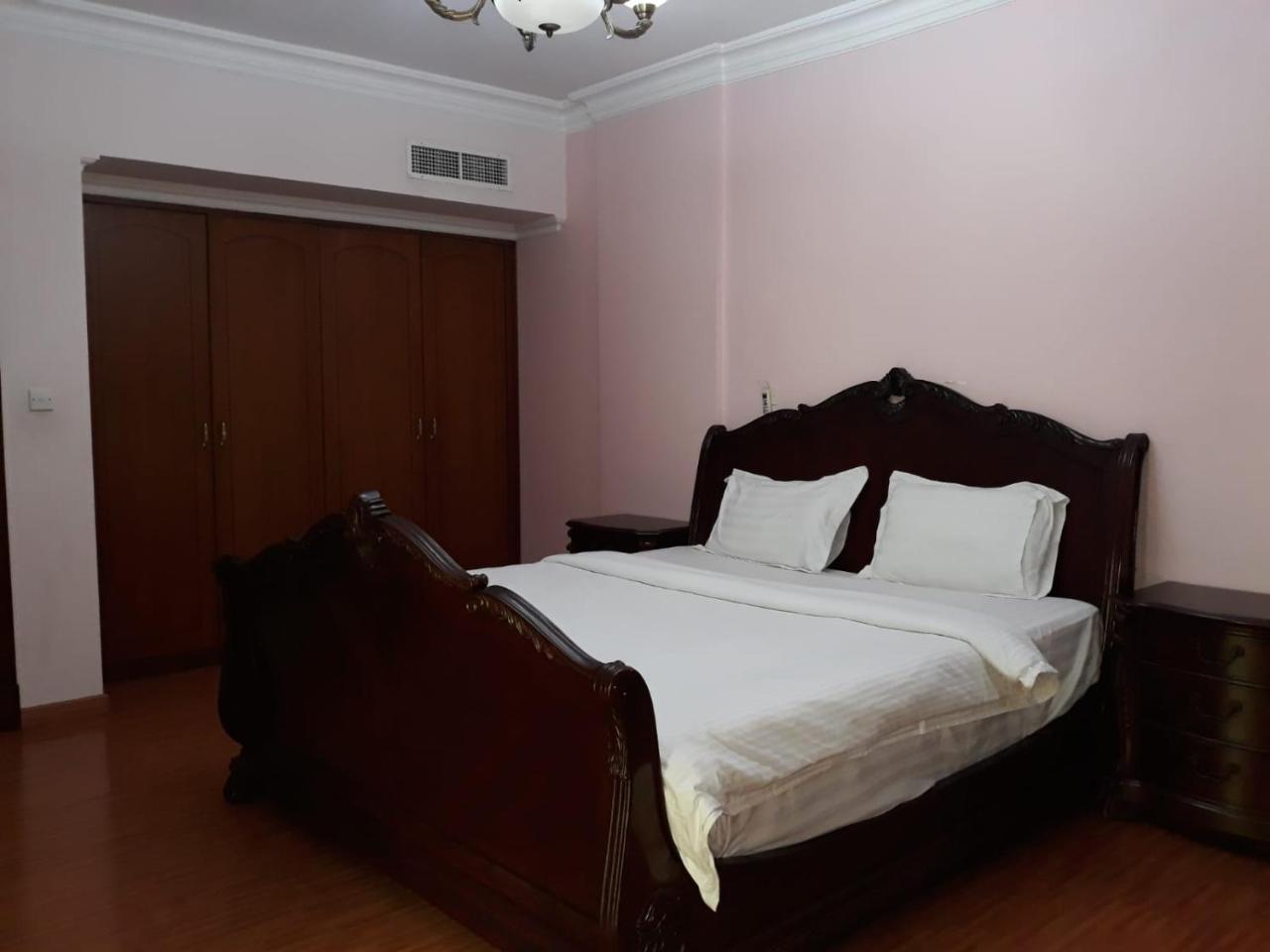 Zubara Plaza II Apartment Manama Ngoại thất bức ảnh