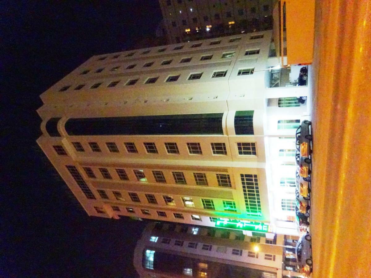 Zubara Plaza II Apartment Manama Ngoại thất bức ảnh